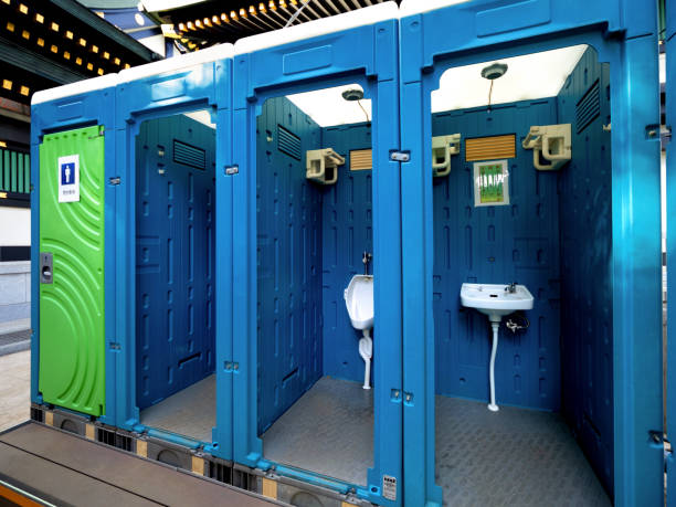 Best Portable toilet rental cost  in Summersville, WV